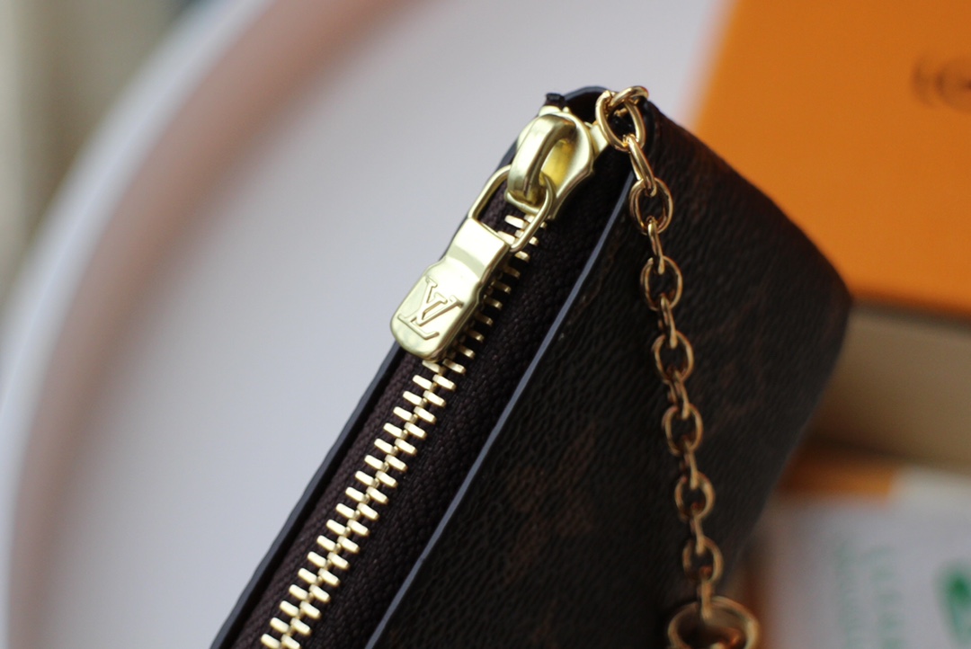 Replica Louis Vuitton Key Pouch M62650 - Image 5