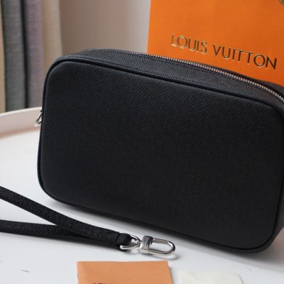 Alternative view of Replica Louis Vuitton Pochette Kasai M30441
