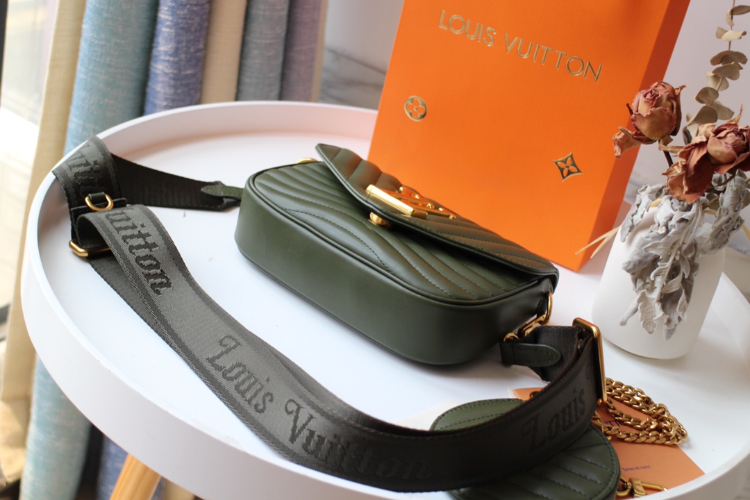 Replica Louis Vuitton New Wave Multi-Pochette M56471 - Image 17