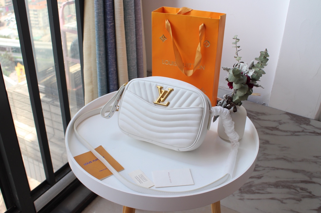 Replica Louis Vuitton New Wave Camera Bag M53683 - Image 9