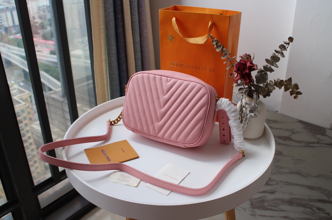 Replica Louis Vuitton New Wave Camera Bag M53683 - Image 2