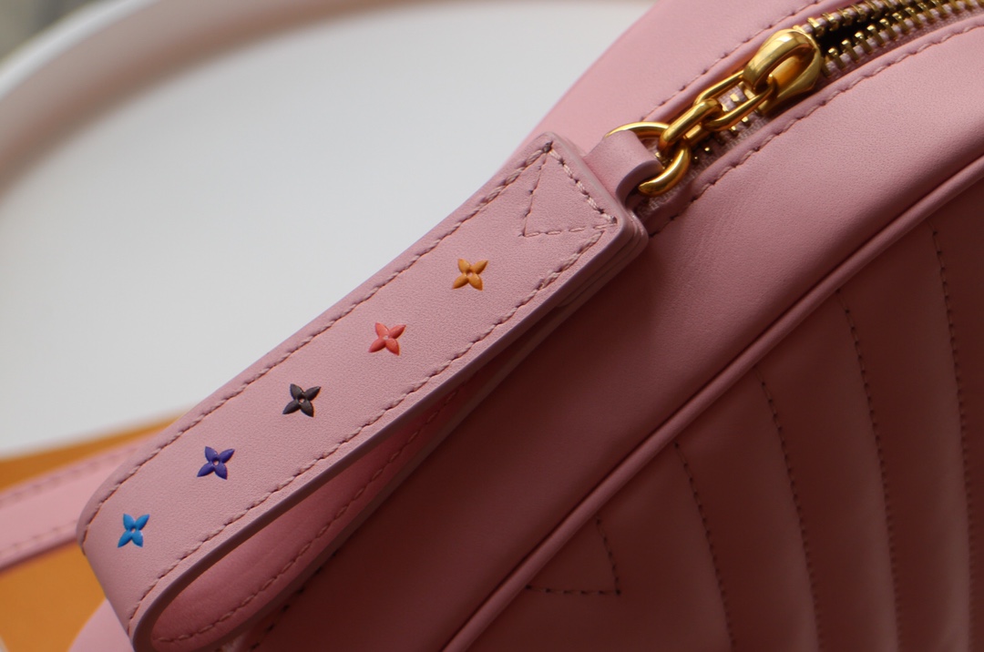 Replica Louis Vuitton New Wave Camera Bag M53683 - Image 5