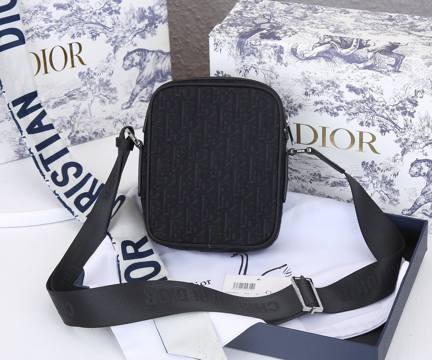 Replica Dior Messenger Pouch Black/Beige - Image 7