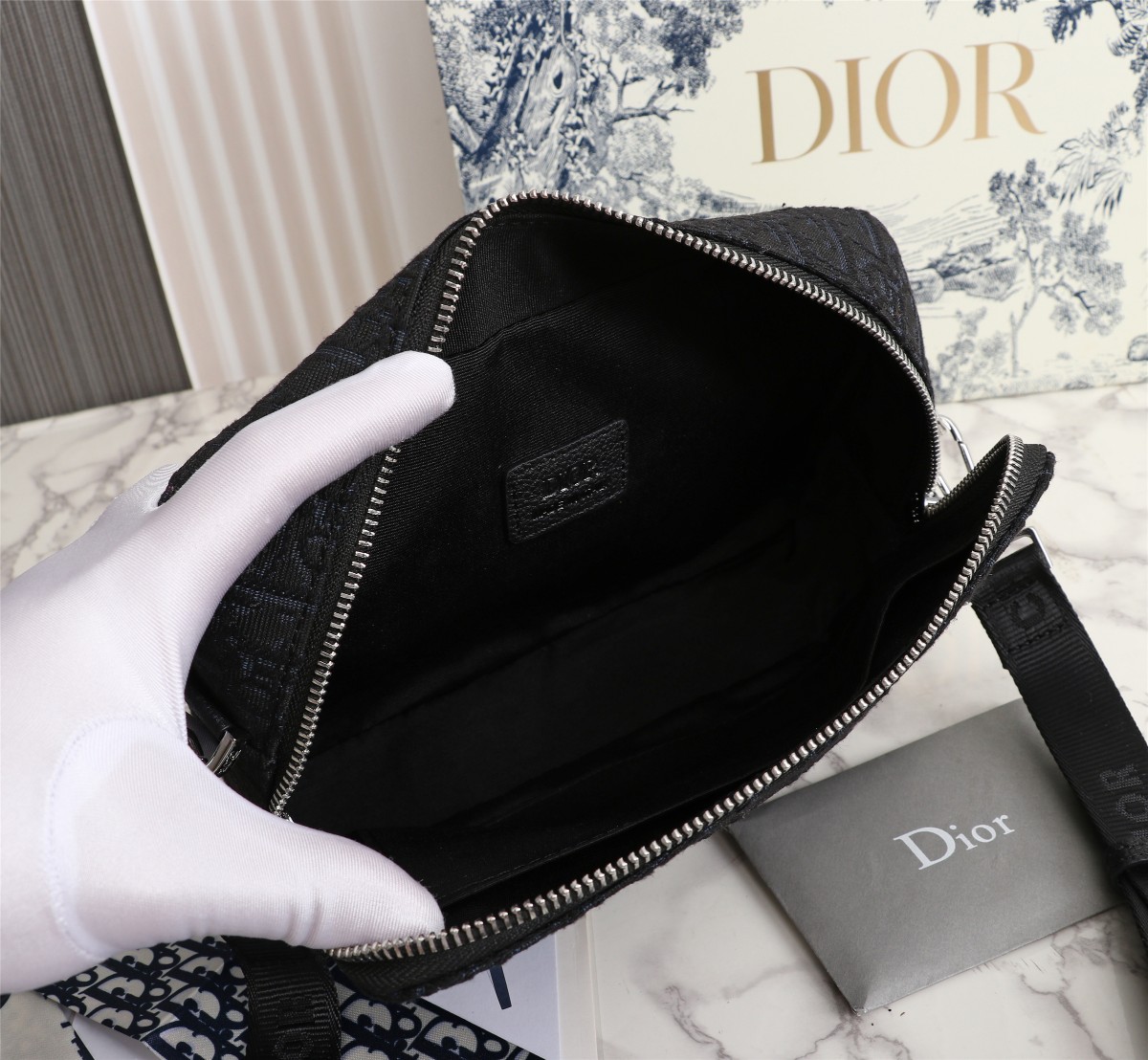 Replica Dior Safari Messenger Bag Black/Beige - Image 5