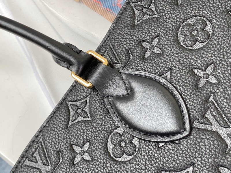 Replica Louis Vuitton Onthego-M44925 41Cm - Image 6