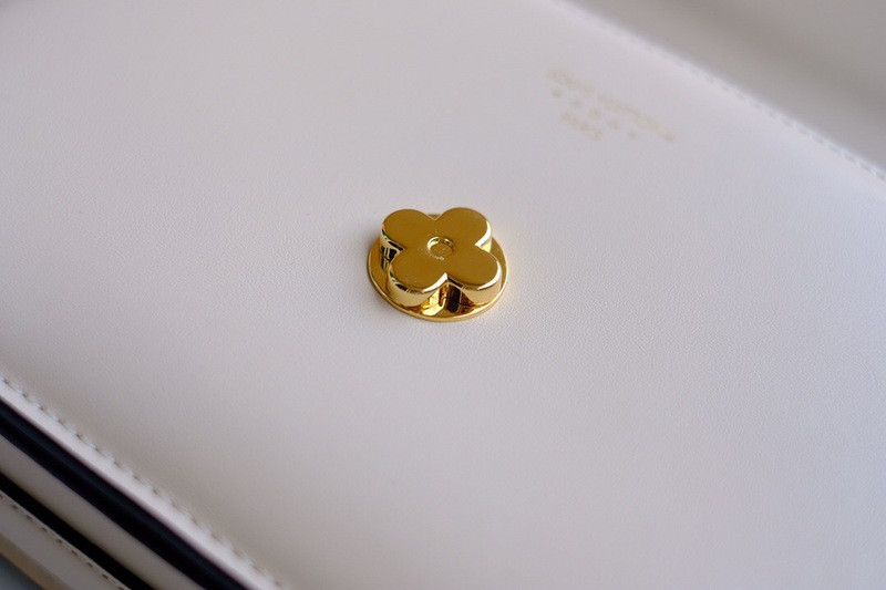 Replica Louis Vuitton Pont 9-M55950 Cream - Image 6