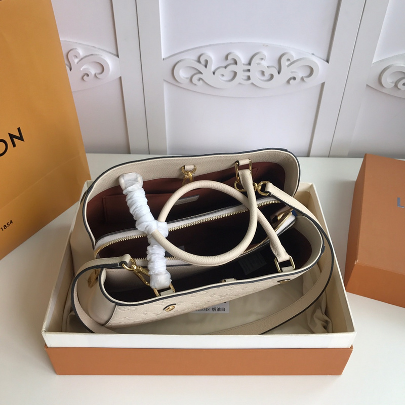 Replica Louis Vuitton Aaa-Montaigne Mm-M44061 White - Image 5