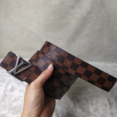 Alternative view of Replica Louis Vuitton Belt L75-70 38Mm Silver