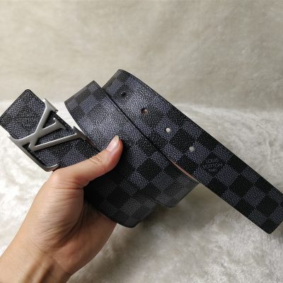 Alternative view of Replica Louis Vuitton Belt L76-70 38Mm Silver