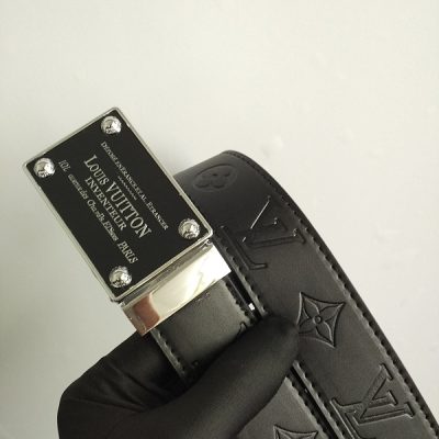 Alternative view of Replica Louis Vuitton Belt L126-75 38Mm Black