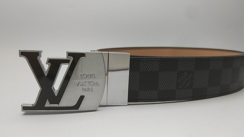 Replica Louis Vuitton Belt L90-80 38Mm - Image 3