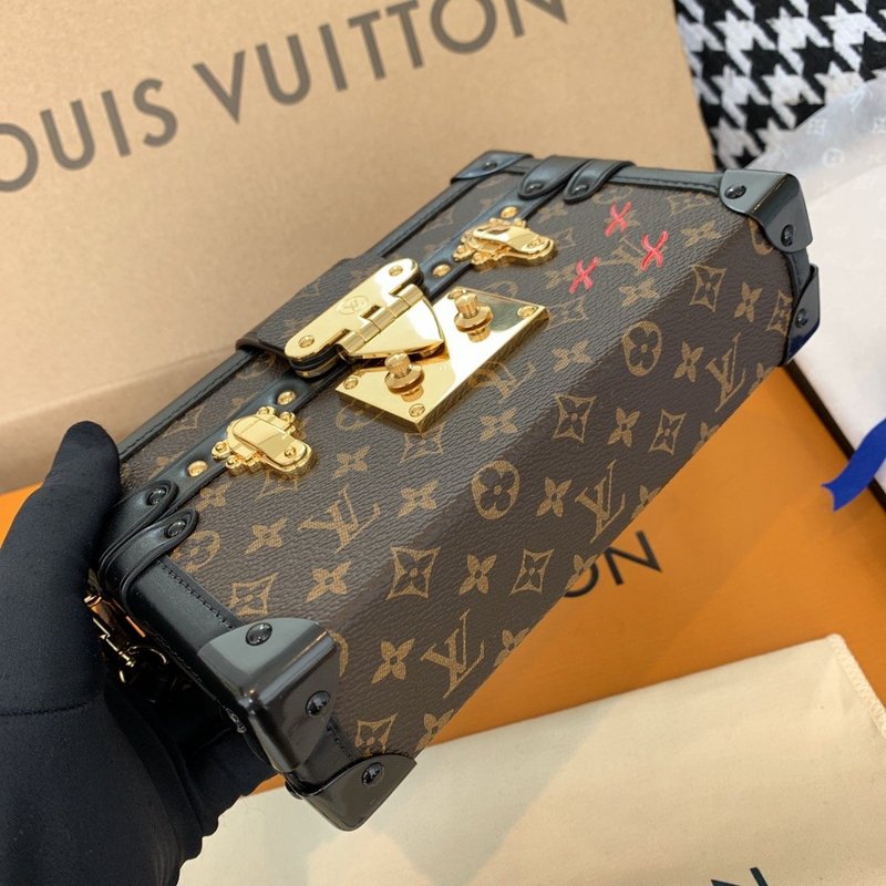 Replica Louis Vuitton Petite Malle M44199 - Image 4