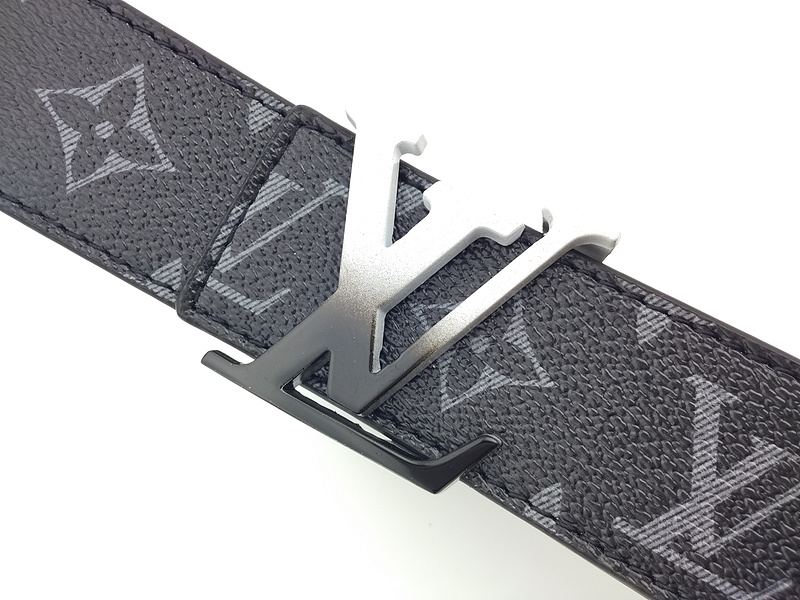 Replica Louis Vuitton Belt L206-80 38Mm White - Image 3
