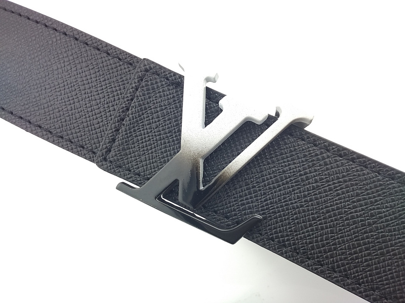 Replica Louis Vuitton Belt L212-75 38Mm White - Image 3