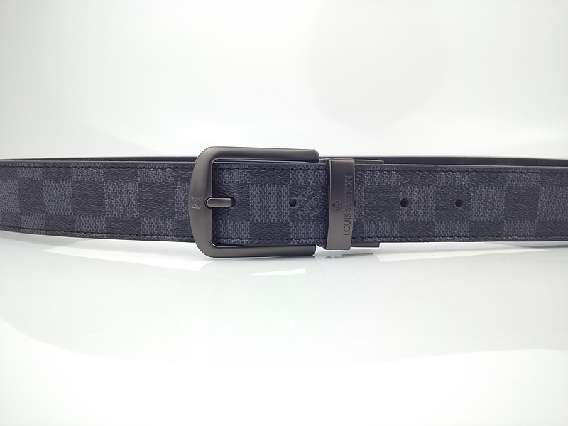 Replica Louis Vuitton Belt L223-80 34Mm - Image 4