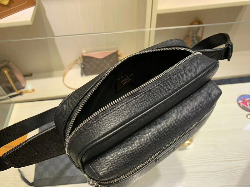 Replica Louis Vuitton Outdoor Bumbag M33438 - Image 8