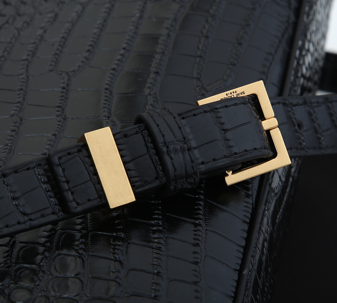 Replica Ysl Manhattan Shoulder Bag In Crocodile-Embossed Shiny Leather 2021 - Image 7