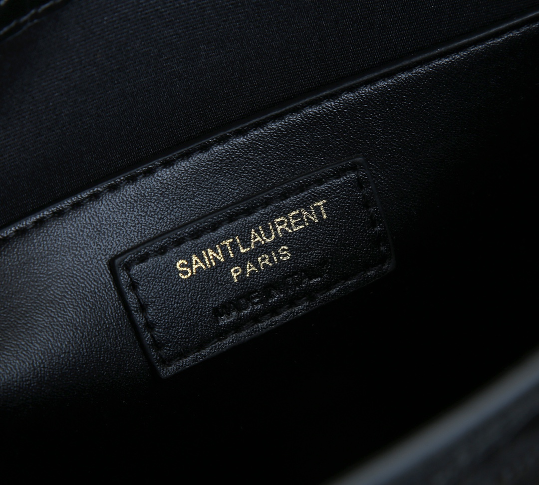 Replica Ysl Manhattan Shoulder Bag In Crocodile-Embossed Shiny Leather 2021 - Image 8