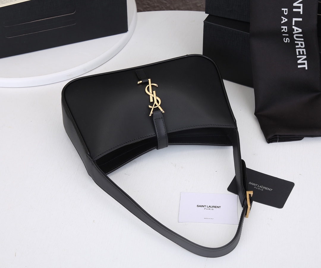 Replica Ysl Le 5 A 7 Hobo Bag In Smooth Leather 2024 - Image 4