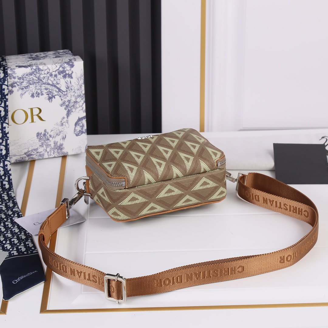 Replica Dior Messenger Pouch- Brown/Gray - Image 5