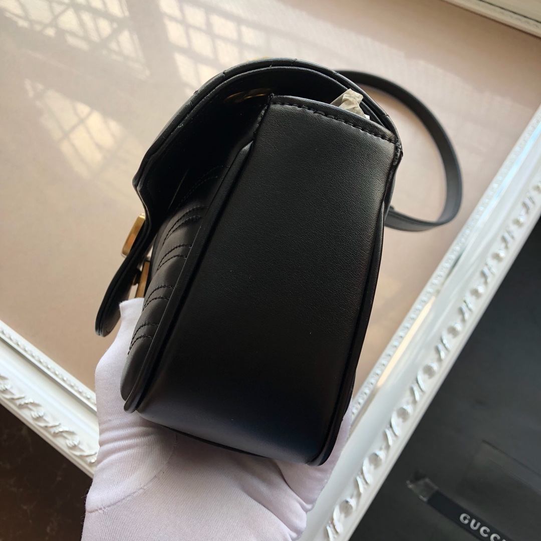 Replica Gucci Marmont Small Matelasse Shoulder Bag Nano/22Cm/26Cm - Image 6