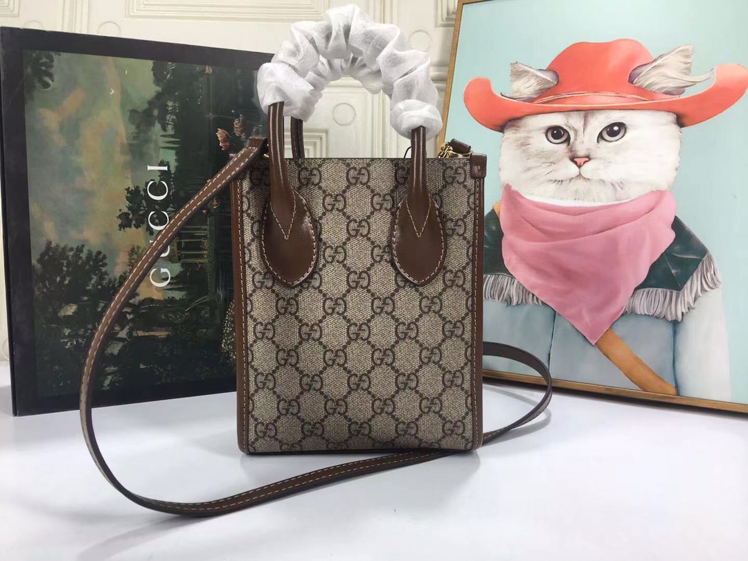 Replica Gucci Mini Tote Bag With Interlocking G - Image 3