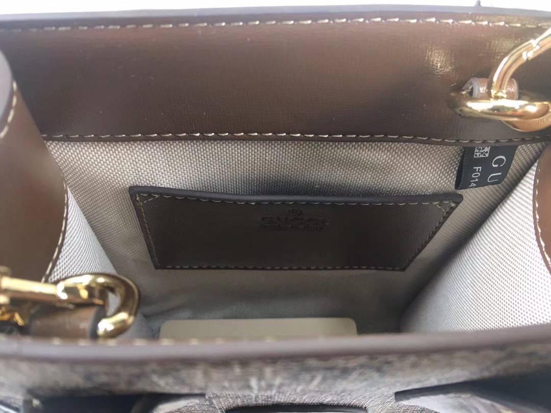 Replica Gucci Mini Tote Bag With Interlocking G - Image 7