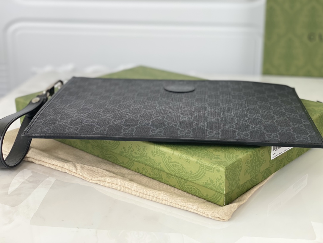 Replica Gucci Black Canvas Pouch - Image 5