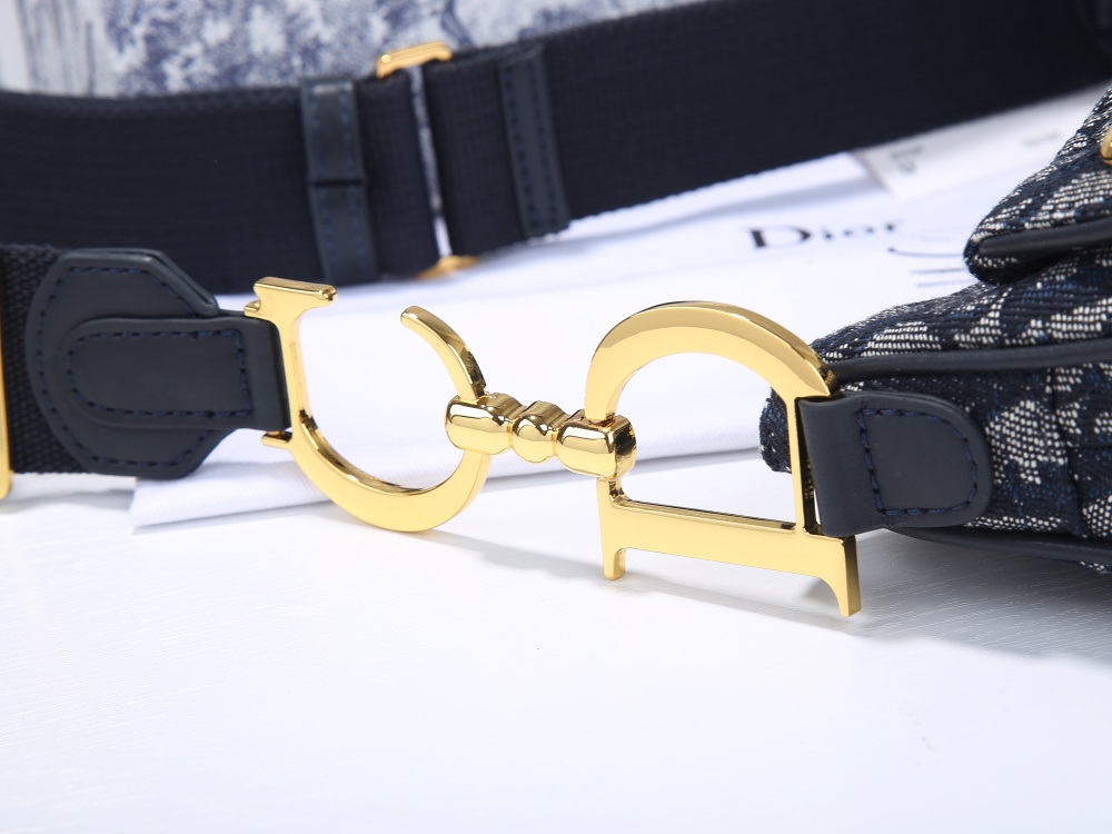 Replica Dior Vintage Saddle Bag - Image 4