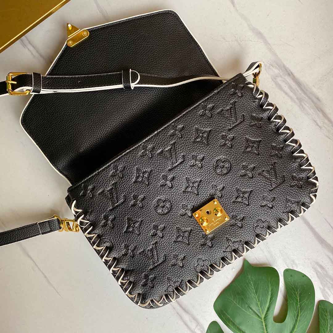 Replica Louis Vuitton Pochette Metis M44881 Navy Blue/Beige/White - Image 21