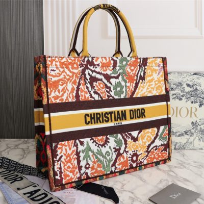 Alternative view of Replica Dior Medium/Large Book Tote- 36/42Cm