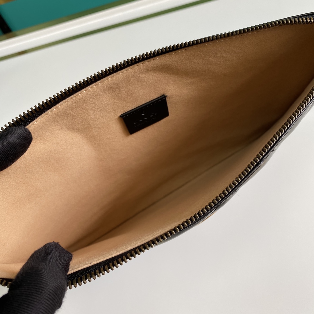 Replica Gucci Marmont Leather Pouch - Image 7