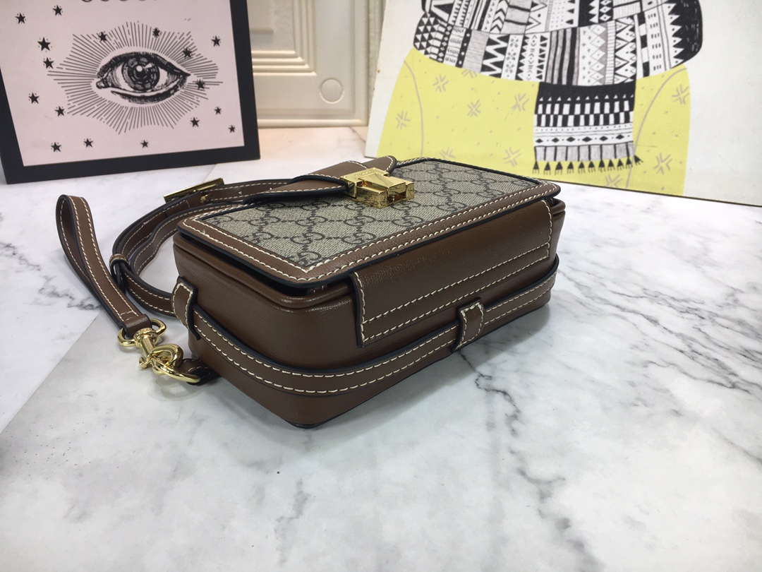 Replica Gucci Mini Bag With Clasp Closure - Image 6