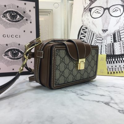 Alternative view of Replica Gucci Mini Bag With Clasp Closure