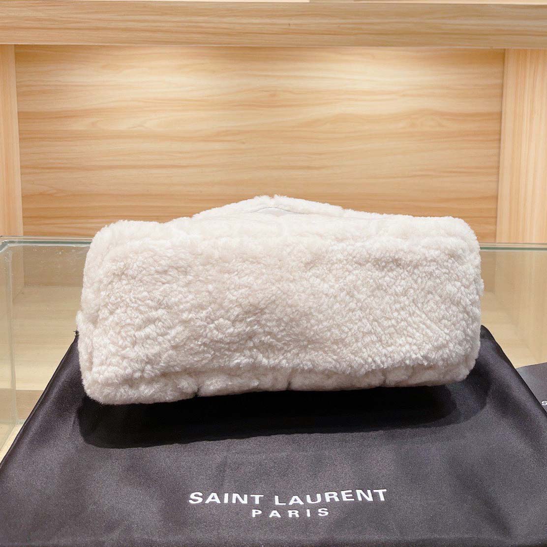 Replica Ysl Puffer Small Bag In Shearling And Leather - Image 4