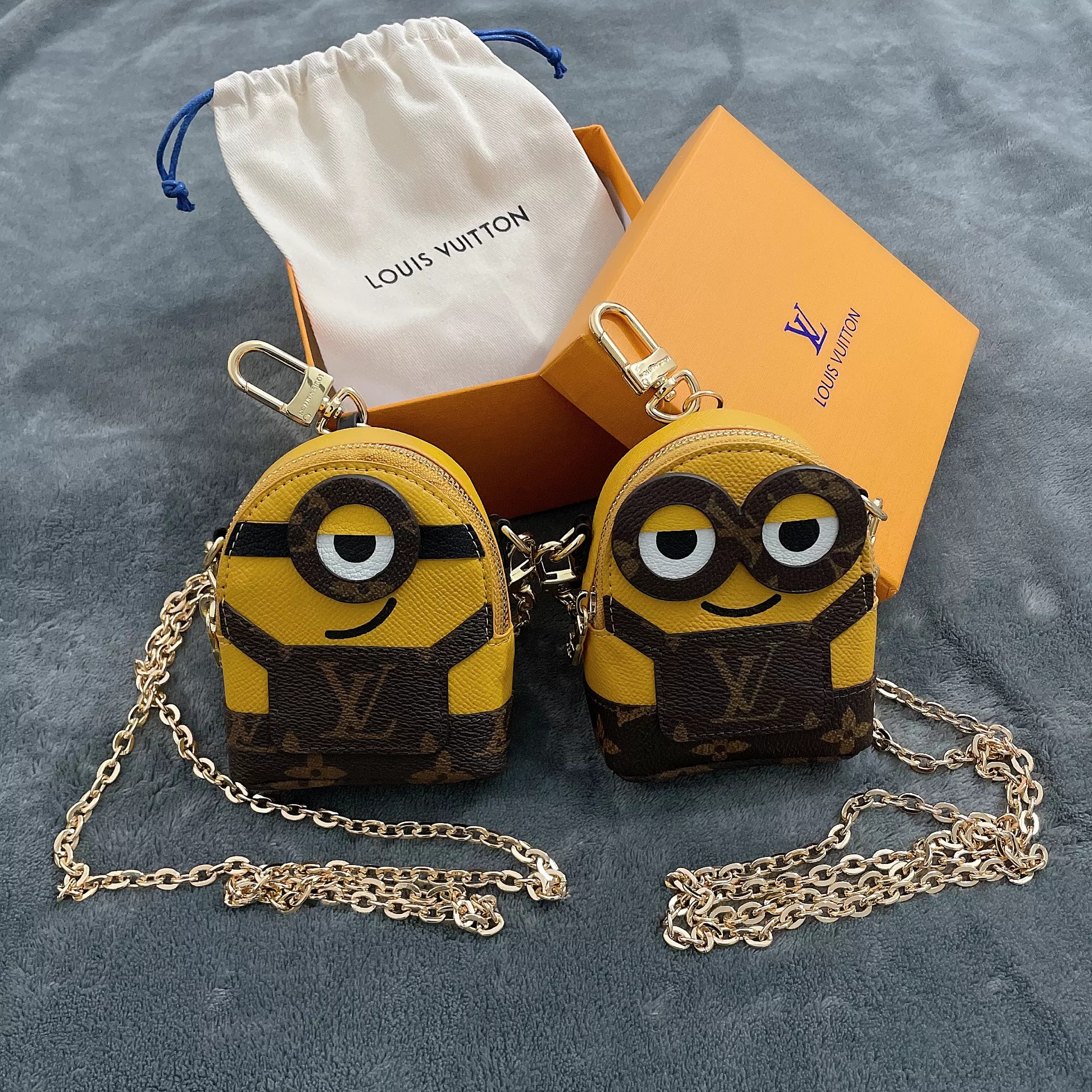 Replica Louis Vuitton Cartoon Bag Charm Chain Coin Wallet L03