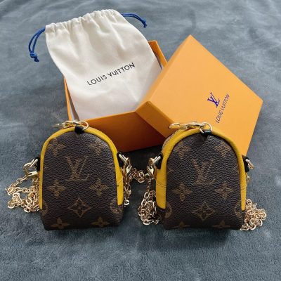 Alternative view of Replica Louis Vuitton Cartoon Bag Charm Chain Coin Wallet L03