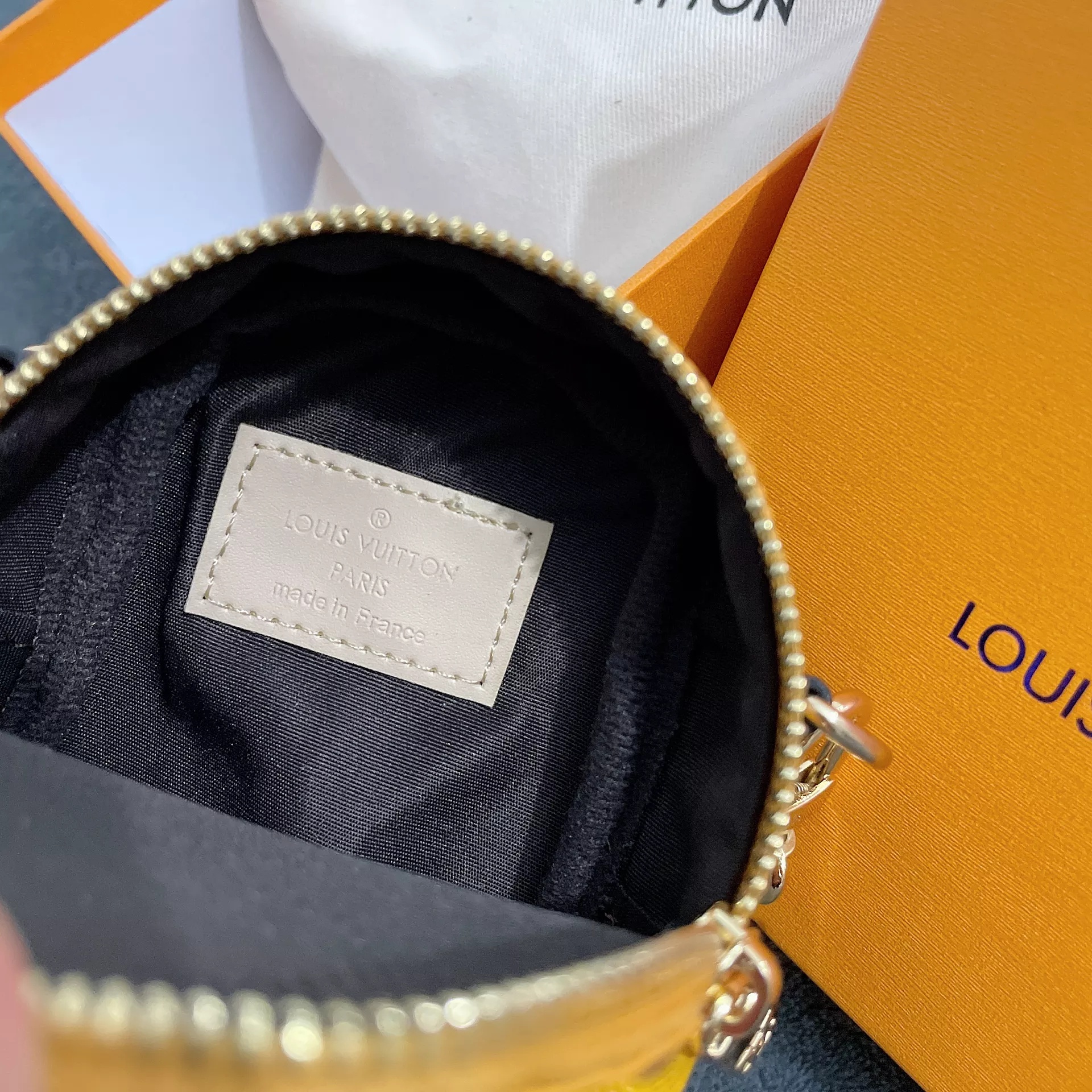 Replica Louis Vuitton Cartoon Bag Charm Chain Coin Wallet L03 - Image 6