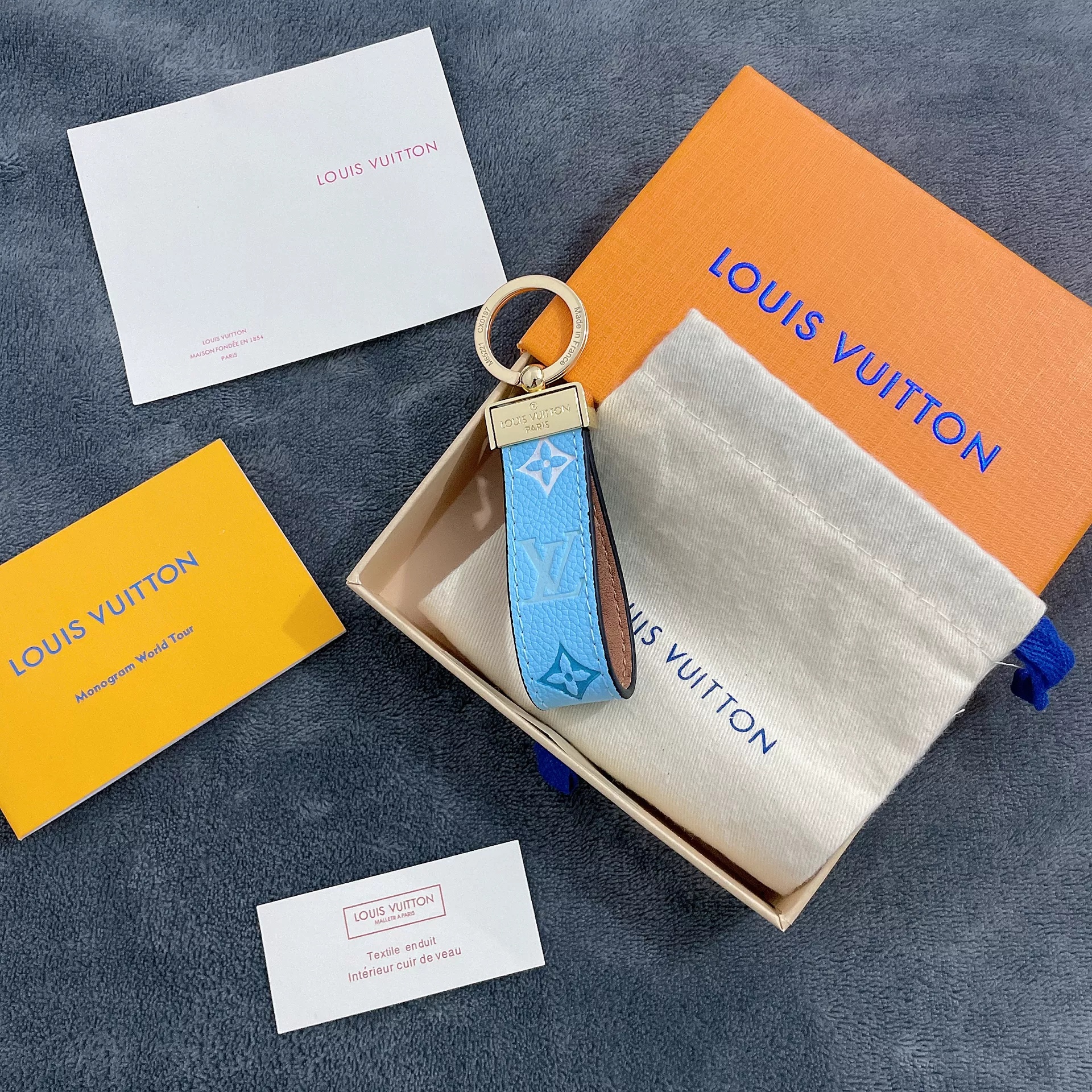 Replica Louis Vuitton Dragonne Bag Charm & Key Holder L04 - Image 9
