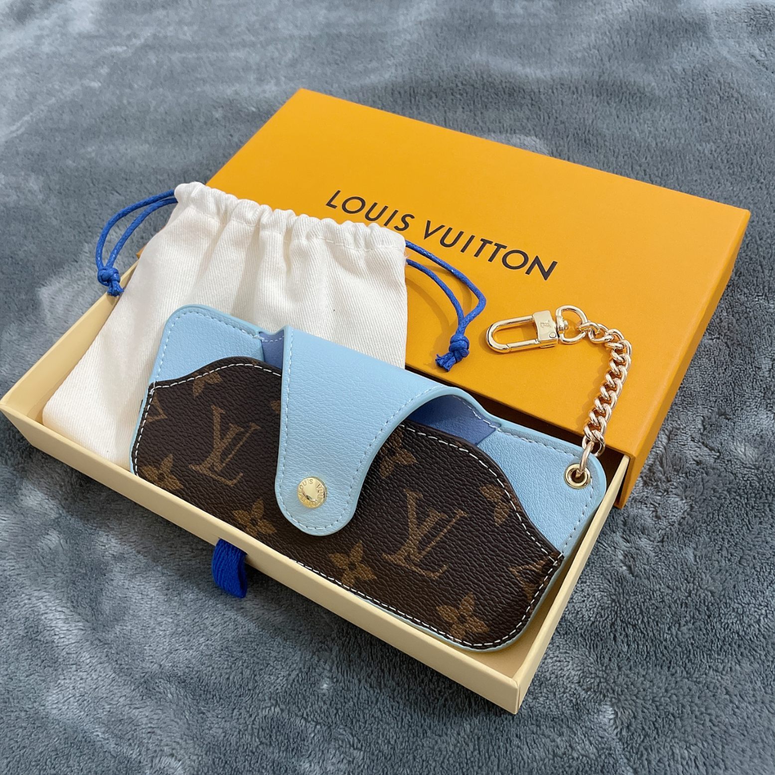Replica Louis Vuitton Sunglasses Case Glasses Box L09 - Image 3