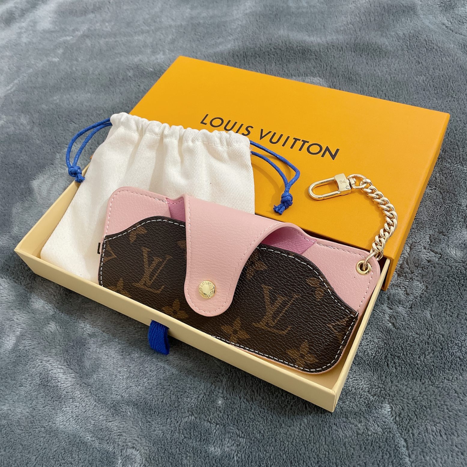 Replica Louis Vuitton Sunglasses Case Glasses Box L09 - Image 5