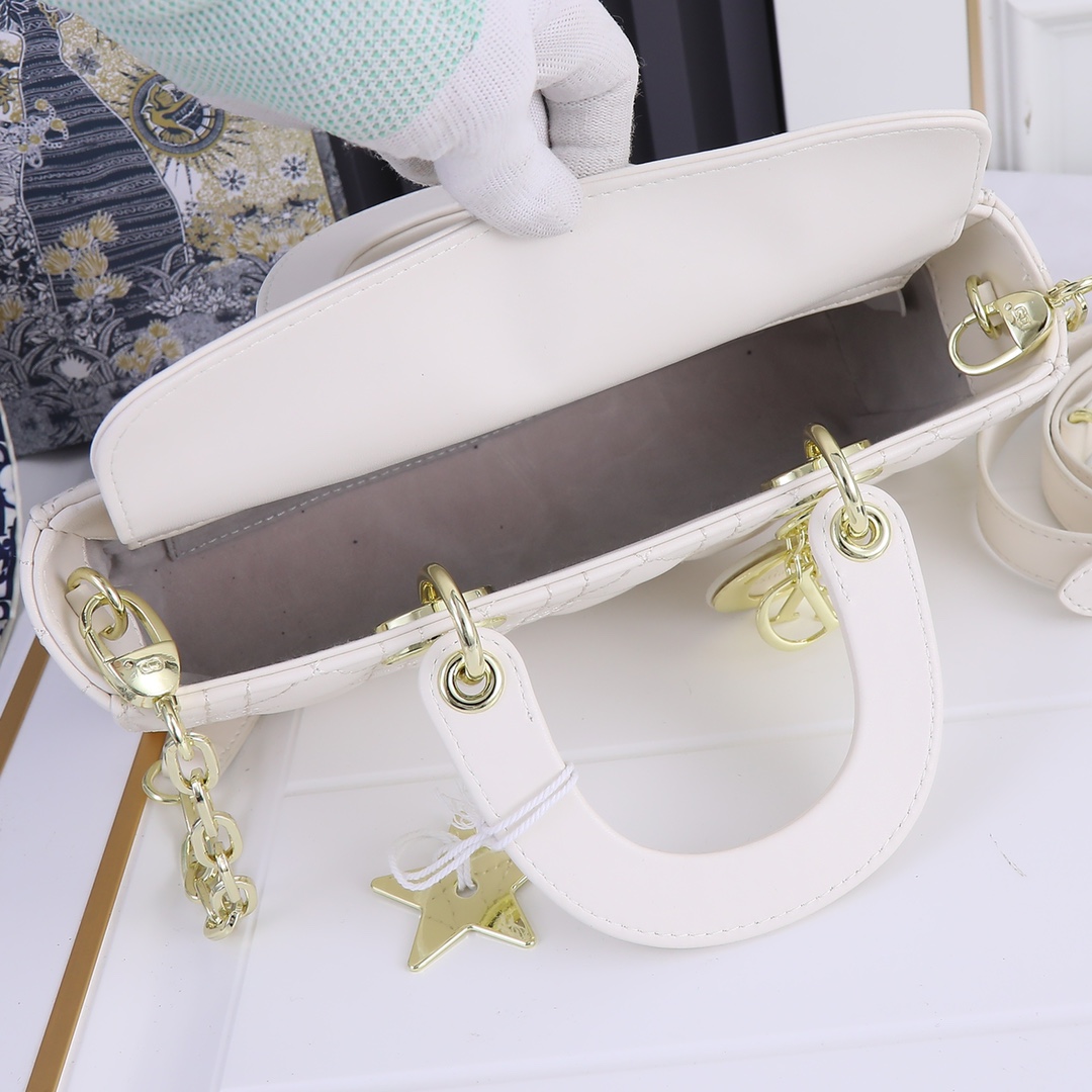 Replica Dior Lady D-Joy Bag - Image 20