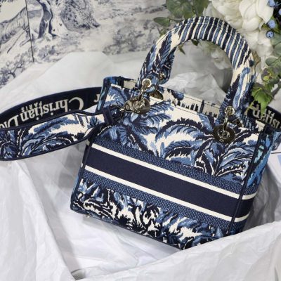 Alternative view of Replica Dior Aaa-Medium Lady D-Lite Bag /Embroidered Logo