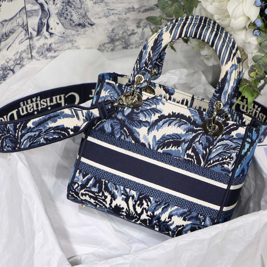 Replica Dior Aaa-Medium Lady D-Lite Bag /Embroidered Logo - Image 2