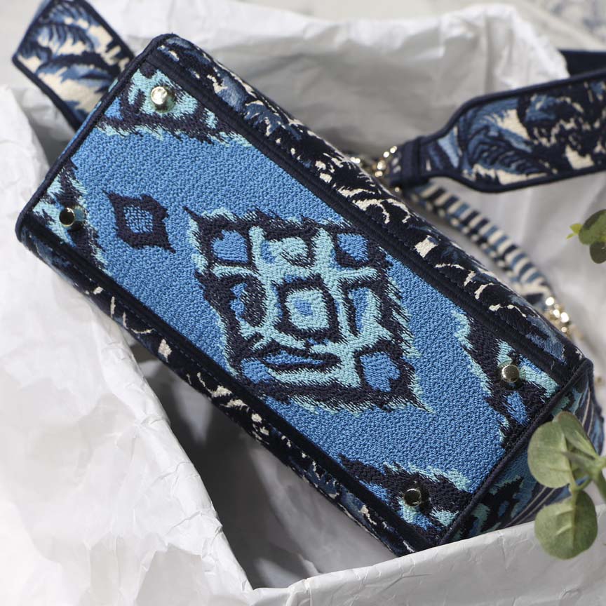 Replica Dior Aaa-Medium Lady D-Lite Bag /Embroidered Logo - Image 5