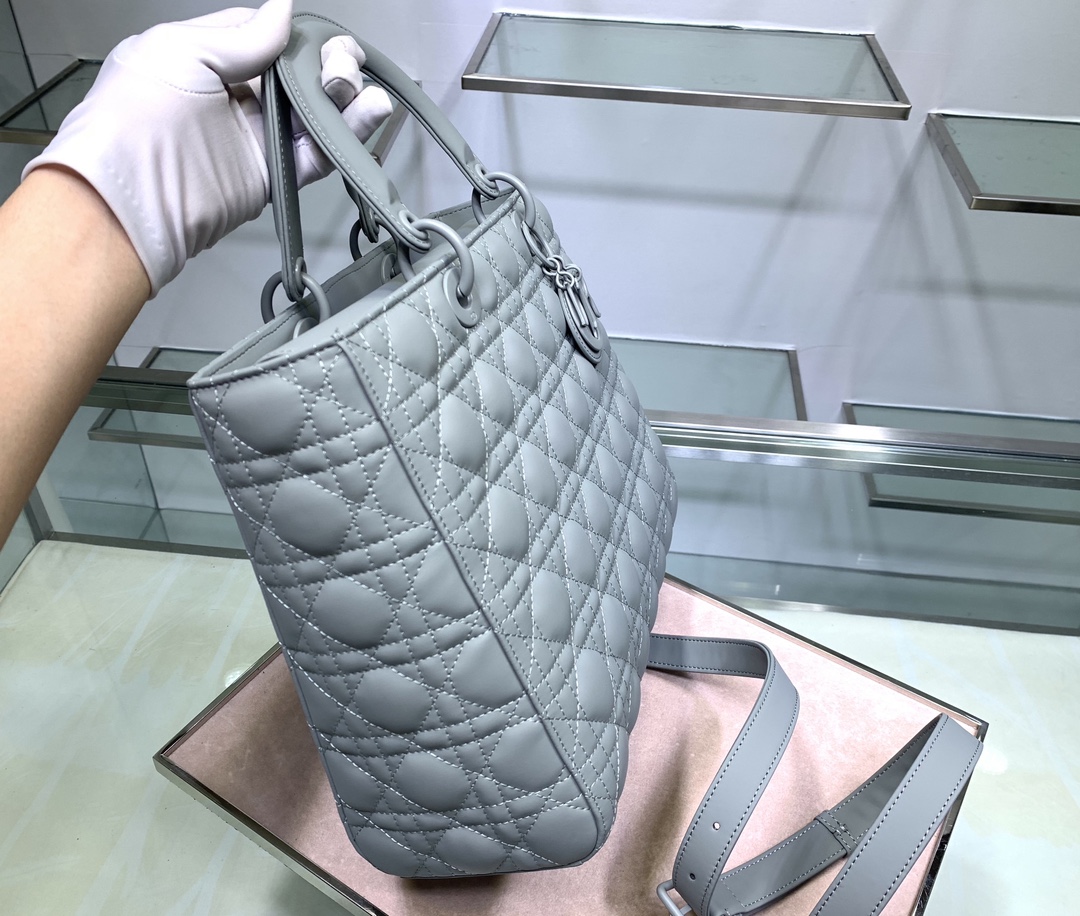 Replica Dior Aaa-Large Lady D Bag - Image 9