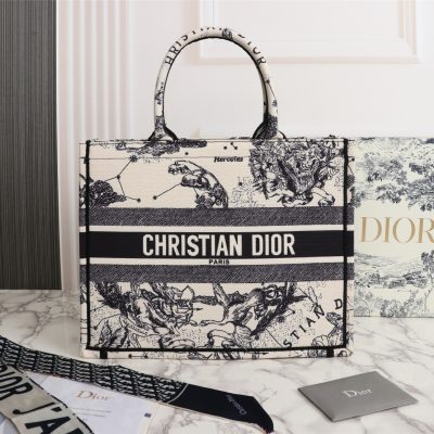 Replica Dior Latte Multicolor Medium/Large Book Tote