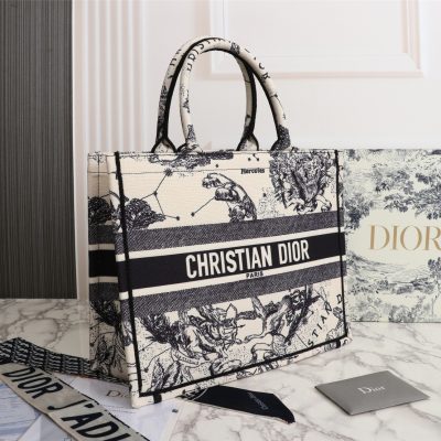 Alternative view of Replica Dior Latte Multicolor Medium/Large Book Tote