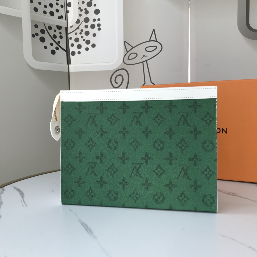 Replica Louis Vuitton Pochette Voyage Mm M30423 - Image 12