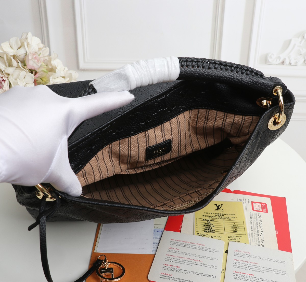 Replica Louis Vuitton Artsy Mm Monogram Multi-Colors M41066 - Image 4